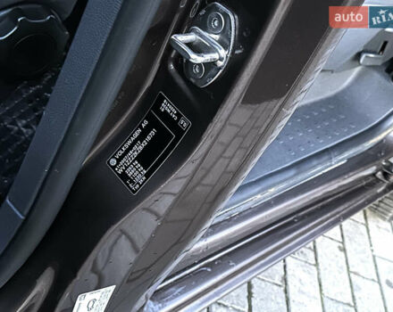 Коричневый Фольксваген Кадди, объемом двигателя 1.6 л и пробегом 272 тыс. км за 10500 $, фото 24 на Automoto.ua