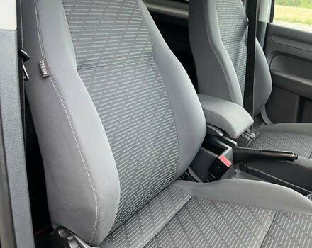 Коричневый Фольксваген Кадди, объемом двигателя 1.6 л и пробегом 203 тыс. км за 12450 $, фото 12 на Automoto.ua