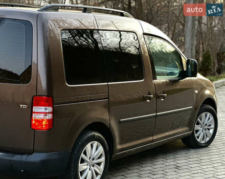 Коричневый Фольксваген Кадди, объемом двигателя 1.6 л и пробегом 272 тыс. км за 10500 $, фото 8 на Automoto.ua