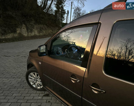 Коричневый Фольксваген Кадди, объемом двигателя 1.6 л и пробегом 272 тыс. км за 10500 $, фото 39 на Automoto.ua