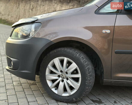 Коричневый Фольксваген Кадди, объемом двигателя 1.6 л и пробегом 272 тыс. км за 10500 $, фото 4 на Automoto.ua