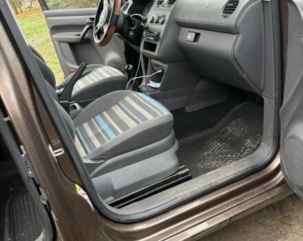 Коричневий Фольксваген Кадді, об'ємом двигуна 1.2 л та пробігом 317 тис. км за 6500 $, фото 9 на Automoto.ua