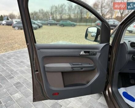 Коричневый Фольксваген Кадди, объемом двигателя 1.2 л и пробегом 155 тыс. км за 8999 $, фото 11 на Automoto.ua