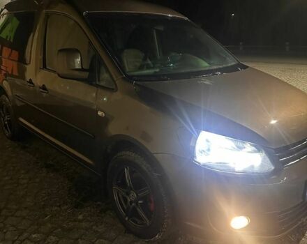 Коричневий Фольксваген Кадді, об'ємом двигуна 1.6 л та пробігом 244 тис. км за 11500 $, фото 4 на Automoto.ua