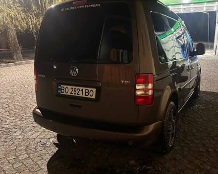 Коричневый Фольксваген Кадди, объемом двигателя 1.6 л и пробегом 240 тыс. км за 12000 $, фото 3 на Automoto.ua