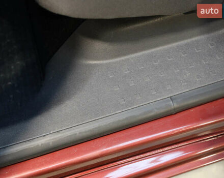 Коричневий Фольксваген Кадді, об'ємом двигуна 1.6 л та пробігом 220 тис. км за 12600 $, фото 10 на Automoto.ua