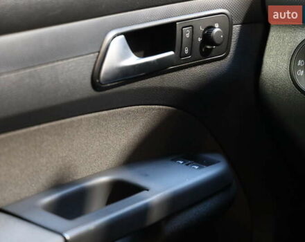 Коричневий Фольксваген Кадді, об'ємом двигуна 1.6 л та пробігом 220 тис. км за 12600 $, фото 19 на Automoto.ua