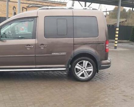 Коричневый Фольксваген Кадди, объемом двигателя 1.6 л и пробегом 269 тыс. км за 12900 $, фото 3 на Automoto.ua