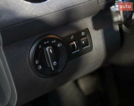 Коричневий Фольксваген Кадді, об'ємом двигуна 1.6 л та пробігом 220 тис. км за 12600 $, фото 18 на Automoto.ua