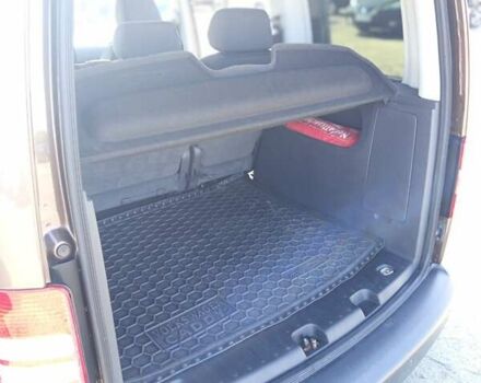 Коричневый Фольксваген Кадди, объемом двигателя 1.6 л и пробегом 287 тыс. км за 11200 $, фото 23 на Automoto.ua