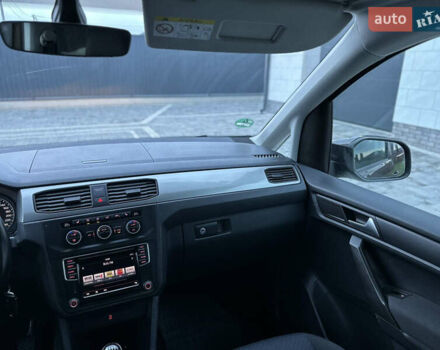 Коричневый Фольксваген Кадди, объемом двигателя 2 л и пробегом 186 тыс. км за 15950 $, фото 28 на Automoto.ua