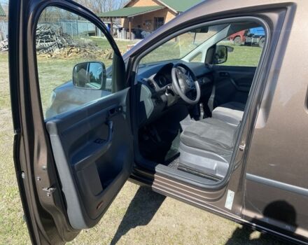 Фольксваген Кадди 2011 в Александрие на Automoto.ua Коричневый Фольксваген Кадди, объемом двигателя 2 л и пробегом 351 тыс. км за 8000 $, фото 7 на Automoto.ua