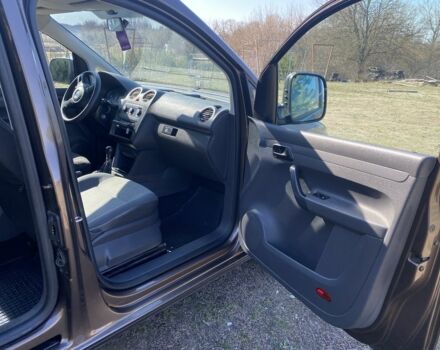 Фольксваген Кадди 2011 в Александрие на Automoto.ua Коричневый Фольксваген Кадди, объемом двигателя 2 л и пробегом 351 тыс. км за 8000 $, фото 5 на Automoto.ua