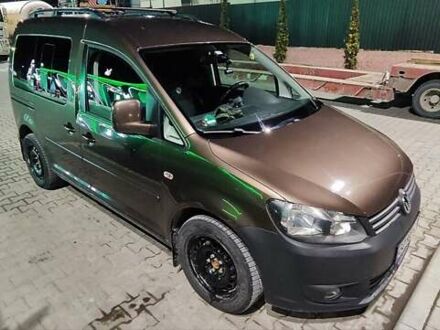 Фольксваген Кадді 2010 у Тернополі на Automoto.ua Коричневий Фольксваген Кадді, об'ємом двигуна 2 л та пробігом 220 тис. км за 11200 $, фото 1 на Automoto.ua