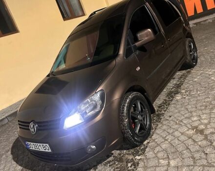 Коричневий Фольксваген Кадді, об'ємом двигуна 1.6 л та пробігом 244 тис. км за 11500 $, фото 1 на Automoto.ua