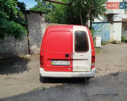 Червоний Фольксваген Кадді, об'ємом двигуна 1.39 л та пробігом 300 тис. км за 1500 $, фото 3 на Automoto.ua