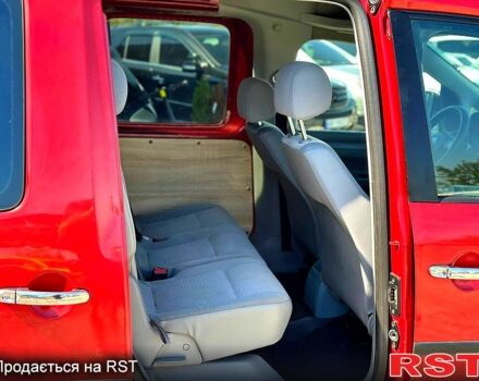 Красный Фольксваген Кадди, объемом двигателя 1.9 л и пробегом 290 тыс. км за 4799 $, фото 4 на Automoto.ua