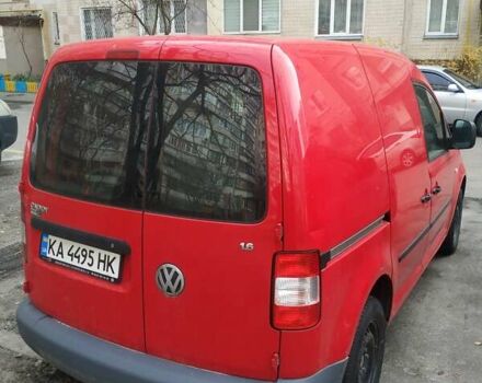Красный Фольксваген Кадди, объемом двигателя 1.6 л и пробегом 80 тыс. км за 7000 $, фото 2 на Automoto.ua