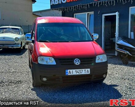 Красный Фольксваген Кадди, объемом двигателя 1.9 л и пробегом 290 тыс. км за 4799 $, фото 1 на Automoto.ua