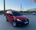 Красный Фольксваген Кадди, объемом двигателя 1.6 л и пробегом 430 тыс. км за 4699 $, фото 1 на Automoto.ua
