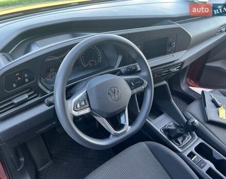 Красный Фольксваген Кадди, объемом двигателя 1.97 л и пробегом 140 тыс. км за 15999 $, фото 7 на Automoto.ua