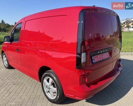 Красный Фольксваген Кадди, объемом двигателя 1.97 л и пробегом 140 тыс. км за 15999 $, фото 2 на Automoto.ua