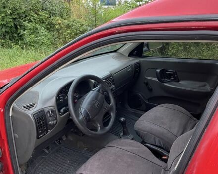 Красный Фольксваген Кадди, объемом двигателя 1.6 л и пробегом 300 тыс. км за 1850 $, фото 7 на Automoto.ua