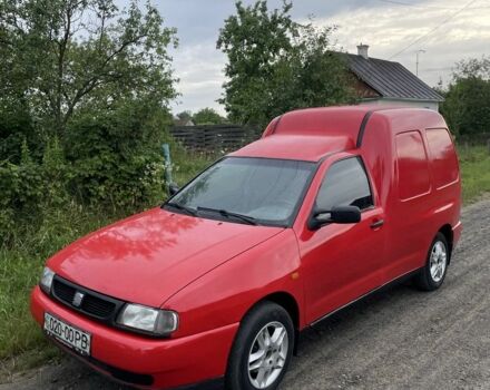 Красный Фольксваген Кадди, объемом двигателя 1.6 л и пробегом 300 тыс. км за 1850 $, фото 5 на Automoto.ua