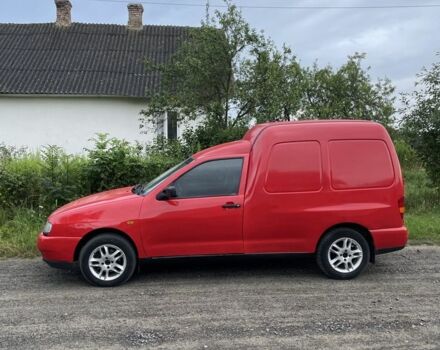 Красный Фольксваген Кадди, объемом двигателя 1.6 л и пробегом 300 тыс. км за 1850 $, фото 6 на Automoto.ua