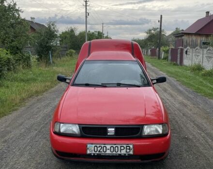 Красный Фольксваген Кадди, объемом двигателя 1.6 л и пробегом 300 тыс. км за 1850 $, фото 9 на Automoto.ua