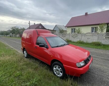 Красный Фольксваген Кадди, объемом двигателя 1.6 л и пробегом 300 тыс. км за 1850 $, фото 4 на Automoto.ua