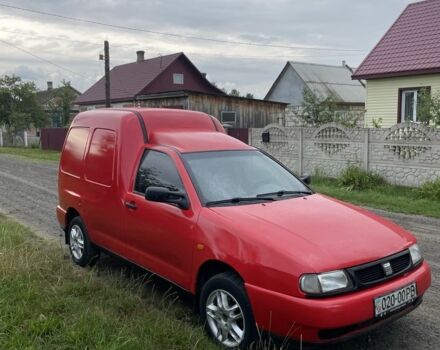 Красный Фольксваген Кадди, объемом двигателя 1.6 л и пробегом 300 тыс. км за 1850 $, фото 2 на Automoto.ua