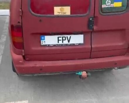 Красный Фольксваген Кадди, объемом двигателя 1.9 л и пробегом 200 тыс. км за 2000 $, фото 1 на Automoto.ua