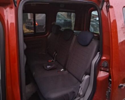 Красный Фольксваген Кадди, объемом двигателя 1.9 л и пробегом 360 тыс. км за 3000 $, фото 7 на Automoto.ua