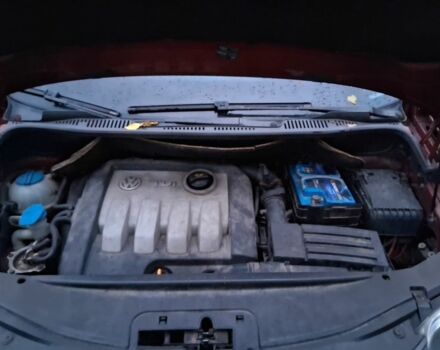 Красный Фольксваген Кадди, объемом двигателя 1.9 л и пробегом 360 тыс. км за 3000 $, фото 5 на Automoto.ua