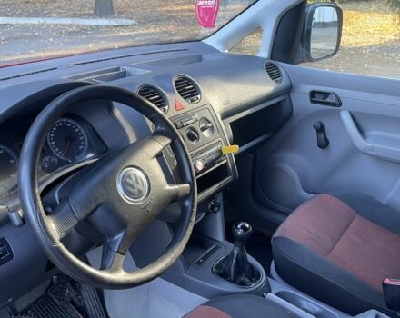 Червоний Фольксваген Кадді, об'ємом двигуна 2 л та пробігом 246 тис. км за 5900 $, фото 15 на Automoto.ua