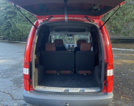 Червоний Фольксваген Кадді, об'ємом двигуна 2 л та пробігом 246 тис. км за 5900 $, фото 17 на Automoto.ua