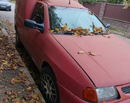 Красный Фольксваген Кадди, объемом двигателя 0 л и пробегом 333 тыс. км за 1350 $, фото 1 на Automoto.ua