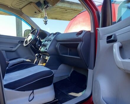 Красный Фольксваген Кадди, объемом двигателя 0 л и пробегом 380 тыс. км за 5600 $, фото 9 на Automoto.ua