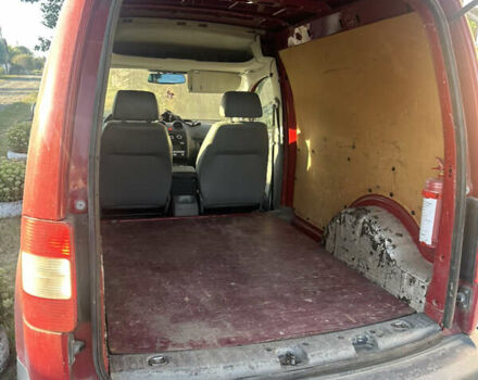 Красный Фольксваген Кадди, объемом двигателя 1.39 л и пробегом 393 тыс. км за 3000 $, фото 18 на Automoto.ua