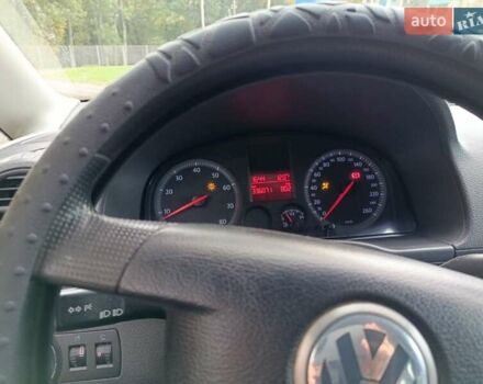 Червоний Фольксваген Кадді, об'ємом двигуна 1.6 л та пробігом 340 тис. км за 4650 $, фото 16 на Automoto.ua