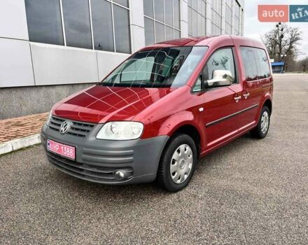 Красный Фольксваген Кадди, объемом двигателя 1.6 л и пробегом 220 тыс. км за 6950 $, фото 3 на Automoto.ua