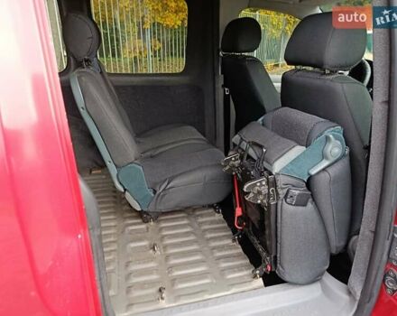 Фольксваген Кадди 2005 в Тернополе на Automoto.ua Красный Фольксваген Кадди, объемом двигателя 1.6 л и пробегом 336 тыс. км за 4950 $, фото 1 на Automoto.ua