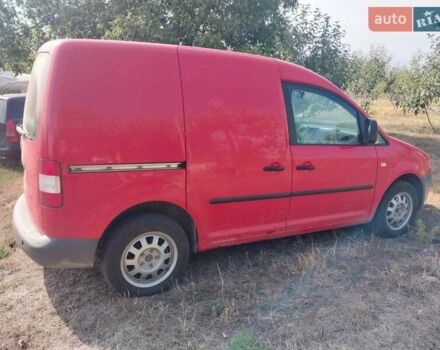 Красный Фольксваген Кадди, объемом двигателя 2 л и пробегом 301 тыс. км за 5000 $, фото 4 на Automoto.ua