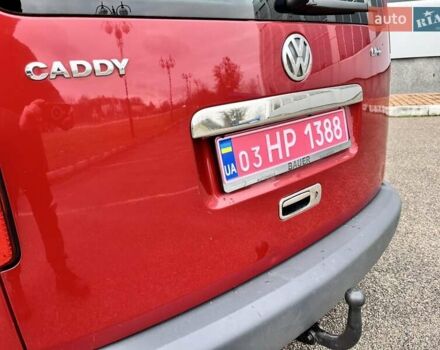 Красный Фольксваген Кадди, объемом двигателя 1.6 л и пробегом 220 тыс. км за 6950 $, фото 18 на Automoto.ua