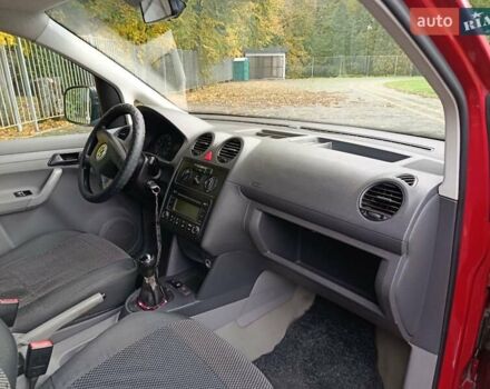 Фольксваген Кадди 2005 в Тернополе на Automoto.ua Красный Фольксваген Кадди, объемом двигателя 1.6 л и пробегом 336 тыс. км за 4950 $, фото 3 на Automoto.ua