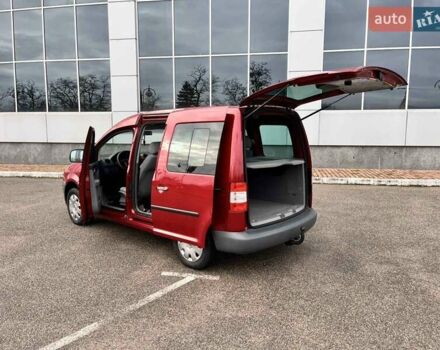 Красный Фольксваген Кадди, объемом двигателя 1.6 л и пробегом 220 тыс. км за 6950 $, фото 16 на Automoto.ua