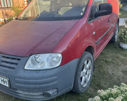 Красный Фольксваген Кадди, объемом двигателя 1.39 л и пробегом 393 тыс. км за 3000 $, фото 1 на Automoto.ua