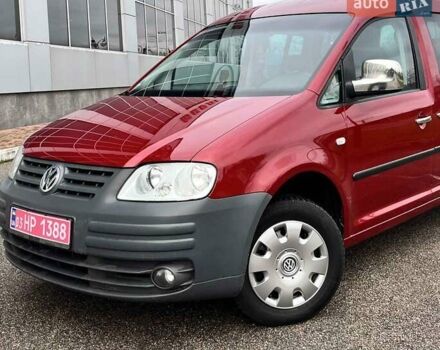 Красный Фольксваген Кадди, объемом двигателя 1.6 л и пробегом 220 тыс. км за 6950 $, фото 5 на Automoto.ua