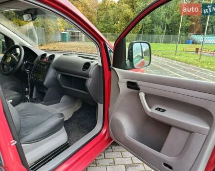 Фольксваген Кадди 2005 в Тернополе на Automoto.ua Красный Фольксваген Кадди, объемом двигателя 1.6 л и пробегом 336 тыс. км за 4950 $, фото 6 на Automoto.ua